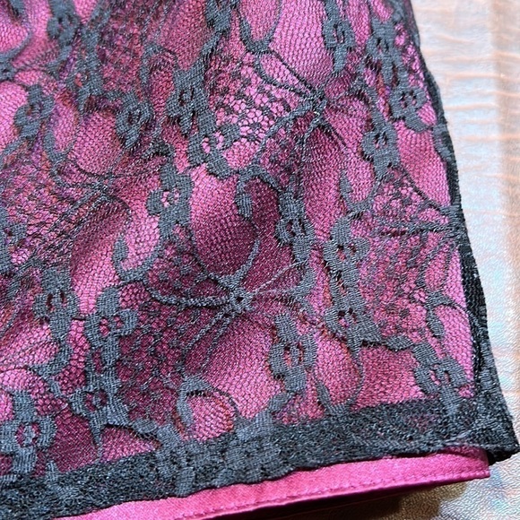 HERITAGE 1981 Wine & Black Lace Skirt Size S - Picture 2 of 6